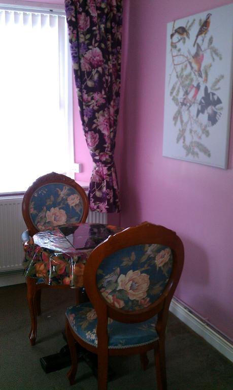 The Arlington Hotel Hele Room photo